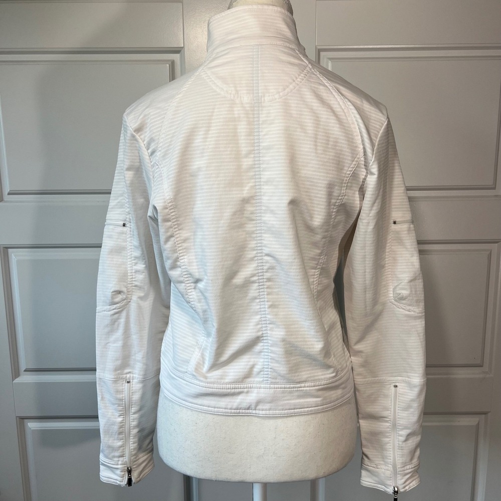 Nike Sphere‎ Women's Full Zip Athletic Jacket Running Lightweight White S - Picture 2 of 16